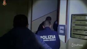 Catania, smantellata piazza di spaccio di coca e marijuana: 24 arresti