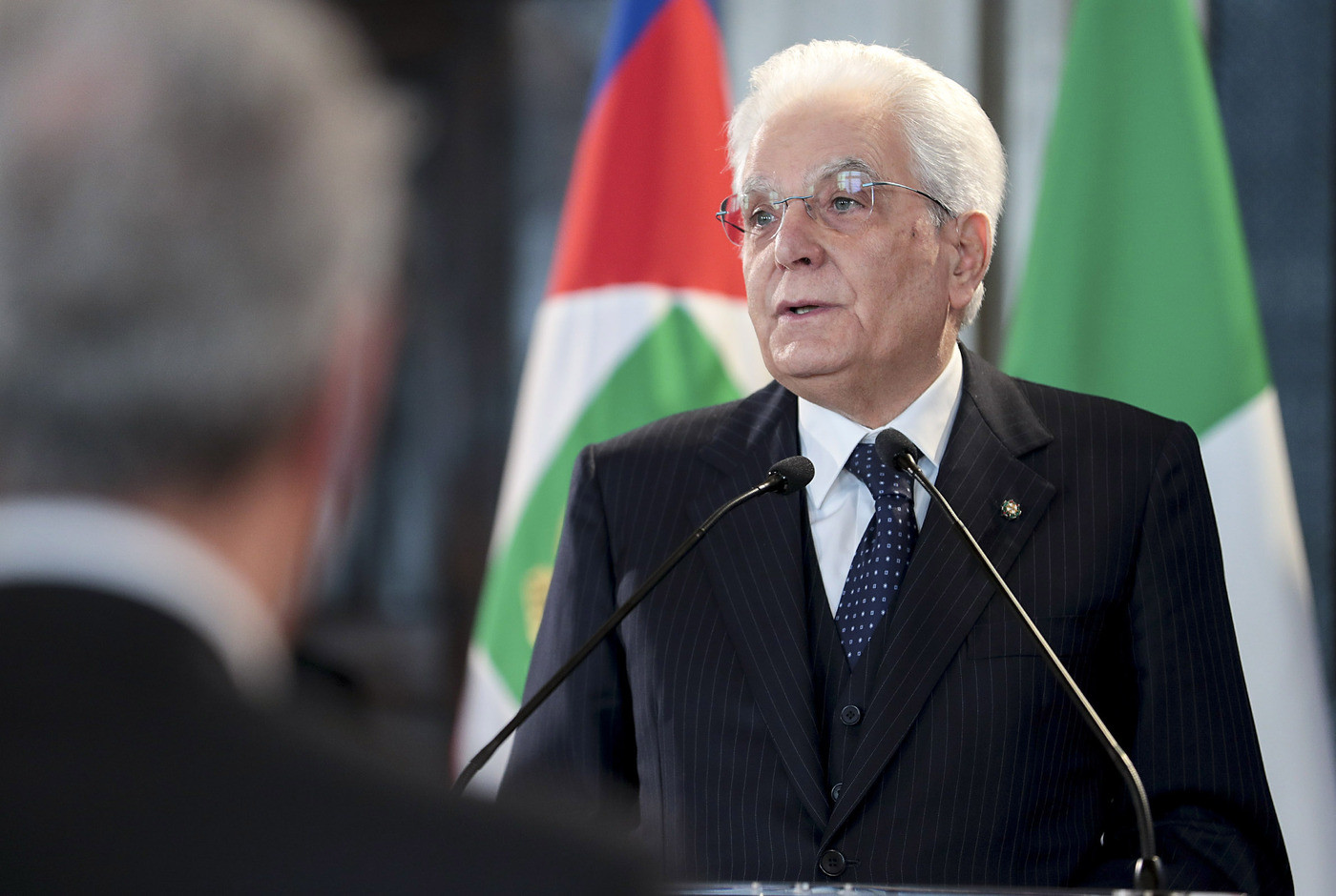 Banche, Mattarella firma la legge sulla commissione d’inchiesta e ricorda: “Bce e Bankitalia non possono accettare istruzioni dai governi”