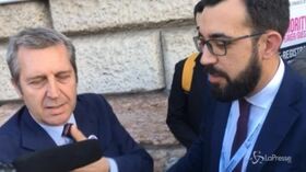 Verona, il confronto tra Della Vedova e i partecipanti al Congresso delle Famiglie