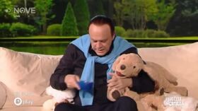 Crozza-Berlusconi: “Mi ricandido perché avete bisogno di me”