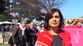 Verona, Boldrini sul gadget a forma di feto: “Assolutamente mostruoso”