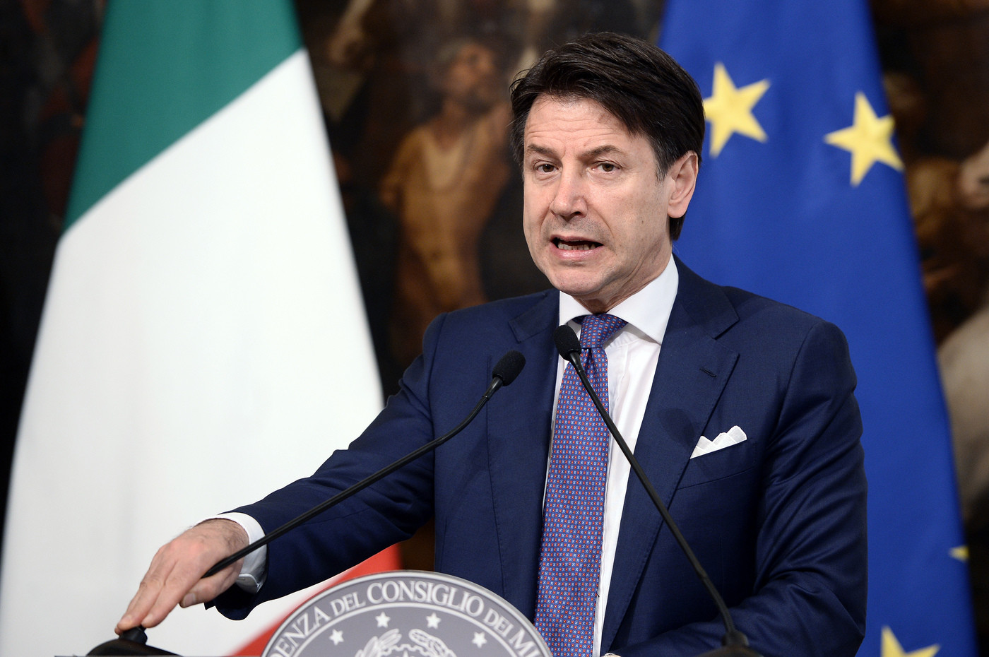 Conte cerca di calmare le acque: “Ho chiesto a Tria di fare il decreto al piùnpresto”