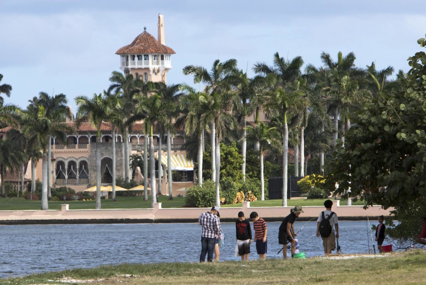 Fermata una donna cinese, tentava di entrare nel resort di Trump