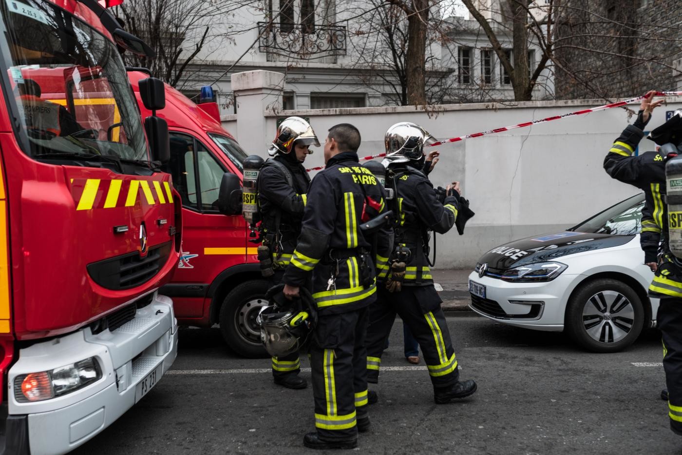 Taranto, a fuoco un appartamento. Muoiono due anziani