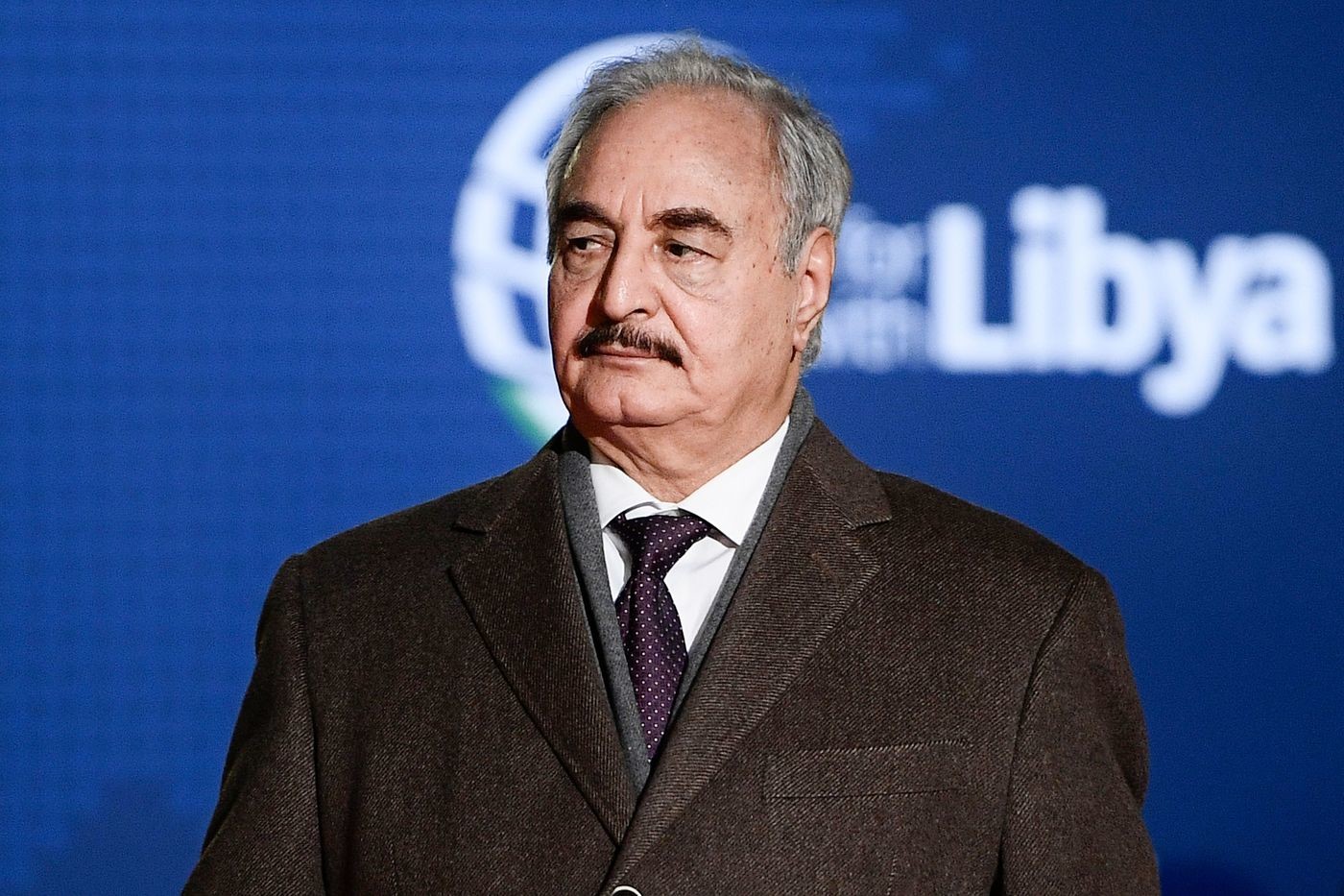 Libia, offensiva di Haftar nell’ovest. Il generale alle truppe: “Avanzare verso Tripoli, è giunto il momento”