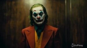 Joaquin Phoenix è Joker nel film dedicato al super criminale