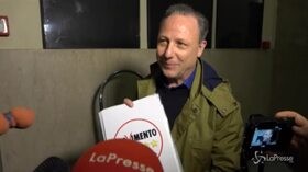 Roma, l’avvocato che difese Raggi deposita il simbolo del M5S per le Europee