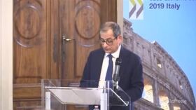 Il Def arriva al Cdm, Tria: “La maggioranza pensi alla crescita”