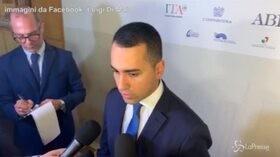 Libia, Di Maio: “Non permetteremo mai l’arrivo di 800mila migranti”