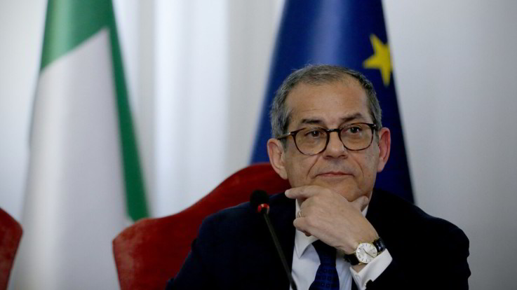 Def, Tria: "Aumenti dell'Iva confermati in attesa di misure alternative". Ma Di Maio e Salvini: "Mai con noi al governo"