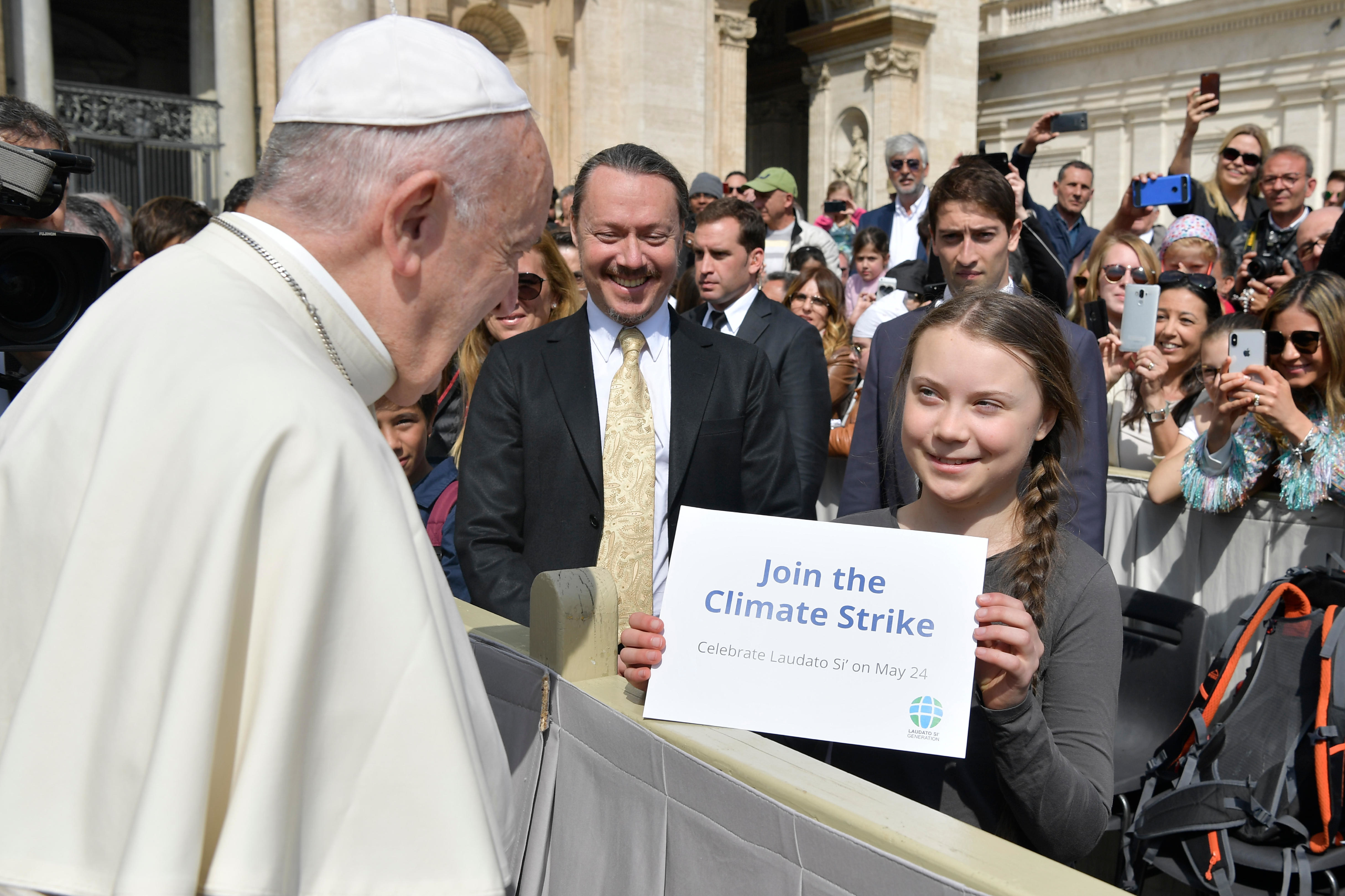 Roma, Greta incontra Papa Francesco: “Mi ha detto di andare avanti”