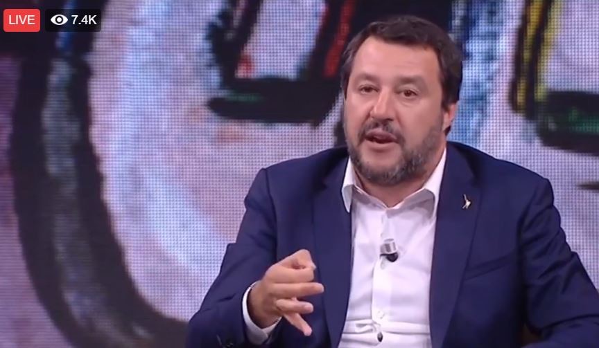 “Venne, vide, andò Facebook-live”: Salvini tra le 100 persone più influenti secondo il Time