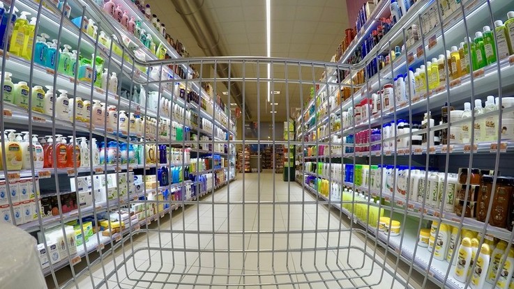 Aumento Iva, l'esperto: "Oltre alla frenata di Pil e consumi, rischio evasione"