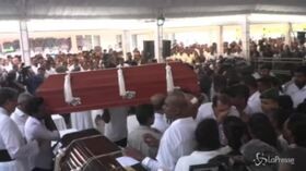 Sri Lanka, funerali di massa a Negombo per le vittime degli attentati