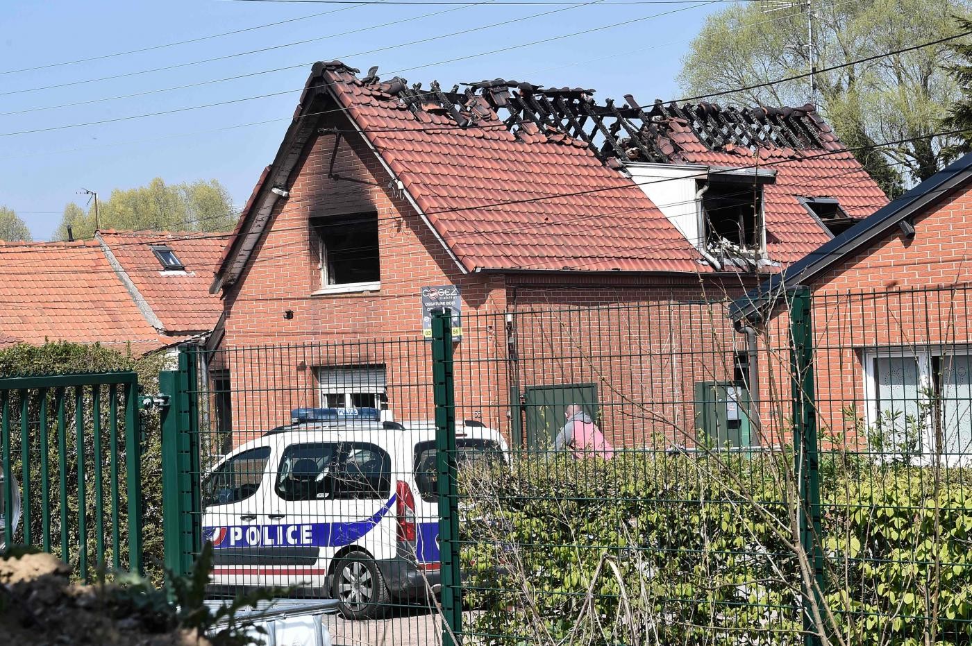 Catturato l’uomo che si era barricato in casa con ostaggi a Lourdes