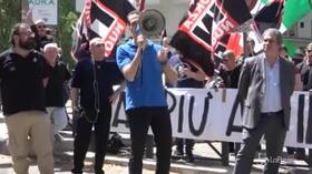 25 aprile, blitz di Forza Nuova a Roma: “Mai più antifascismo”