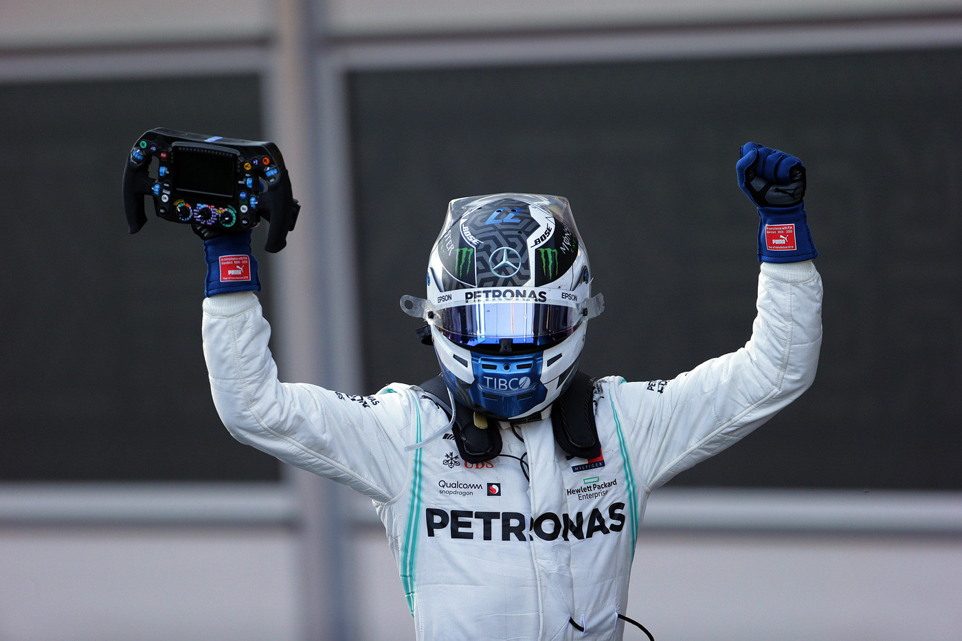 Gp Baku, Bottas vince davanti a Hamilton e Vettel