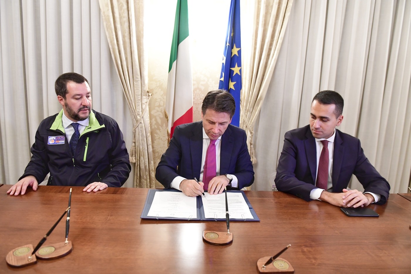 Vertice Italia-Tunisia, attesa per il primo faccia a faccia di Conte-Di Maio-Salvini. E stasera il Cdm
