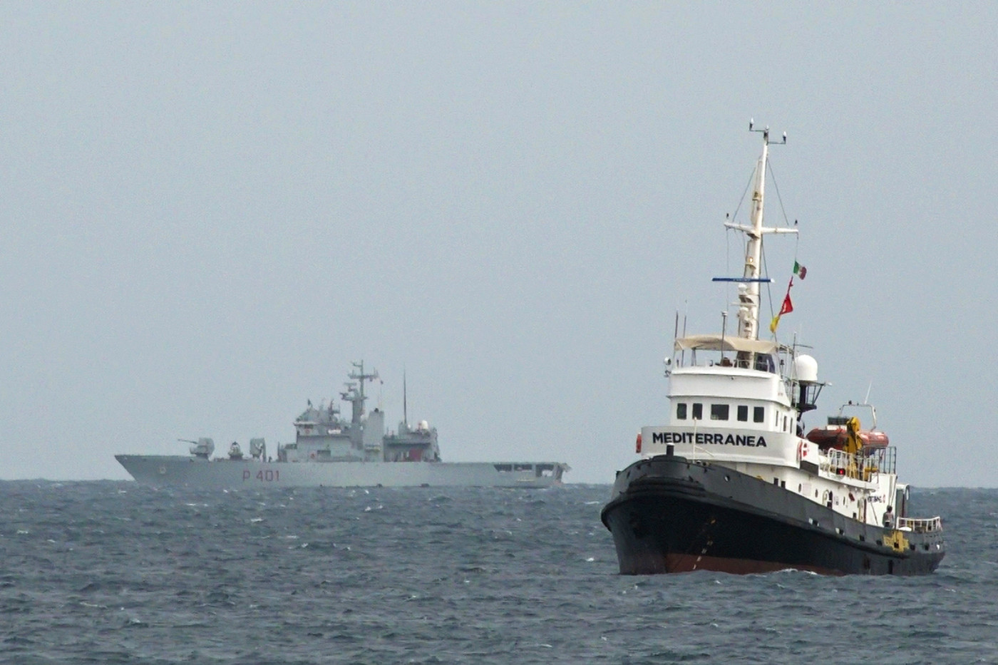 Migranti, Armatore di Mare Jonio denuncia Salvini per direttiva