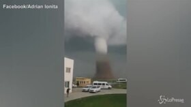 Romania, il tornado è da brivido