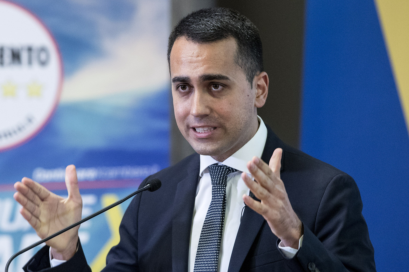 Di Maio: “Su Siri ha ragione Conte. Il governo non cadrà. Ma la Lega non può allearsi con Orban…”