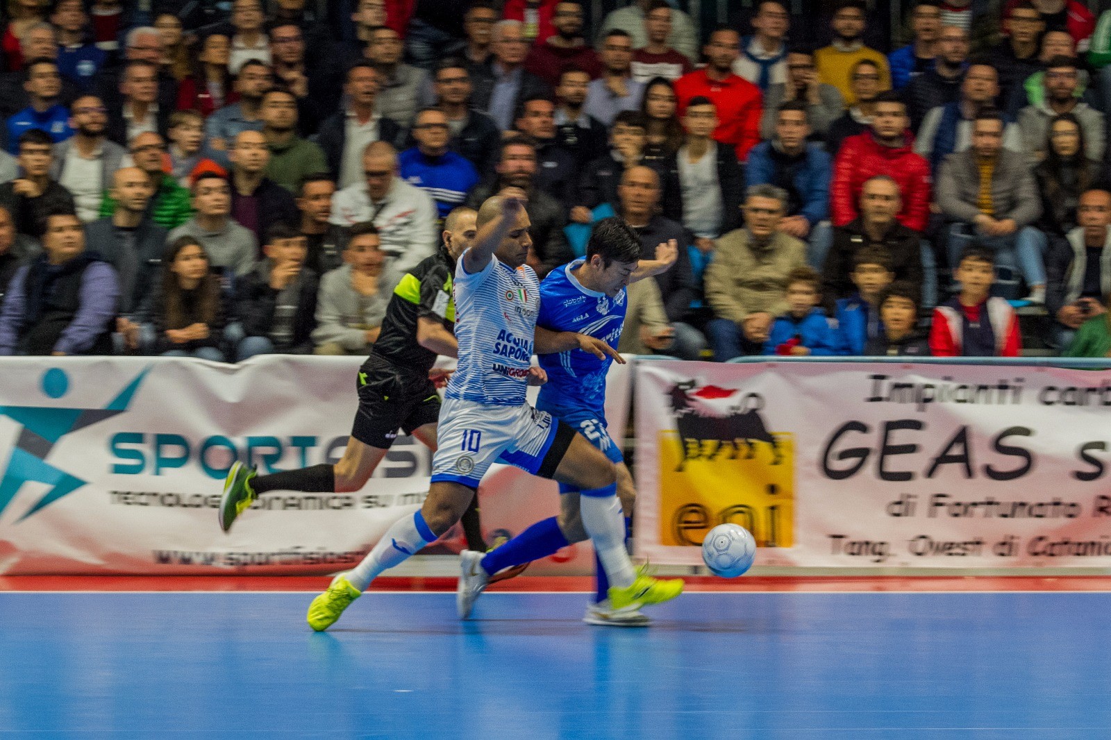 Calcio a 5, quarti playoff: l’Acqua e Sapone si prende la gara 2 con il Maritime
