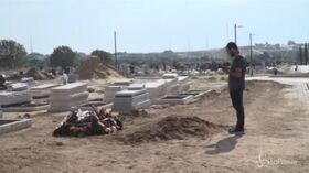 Israele, i funerali del 58enne ucciso dai razzi palestinesi