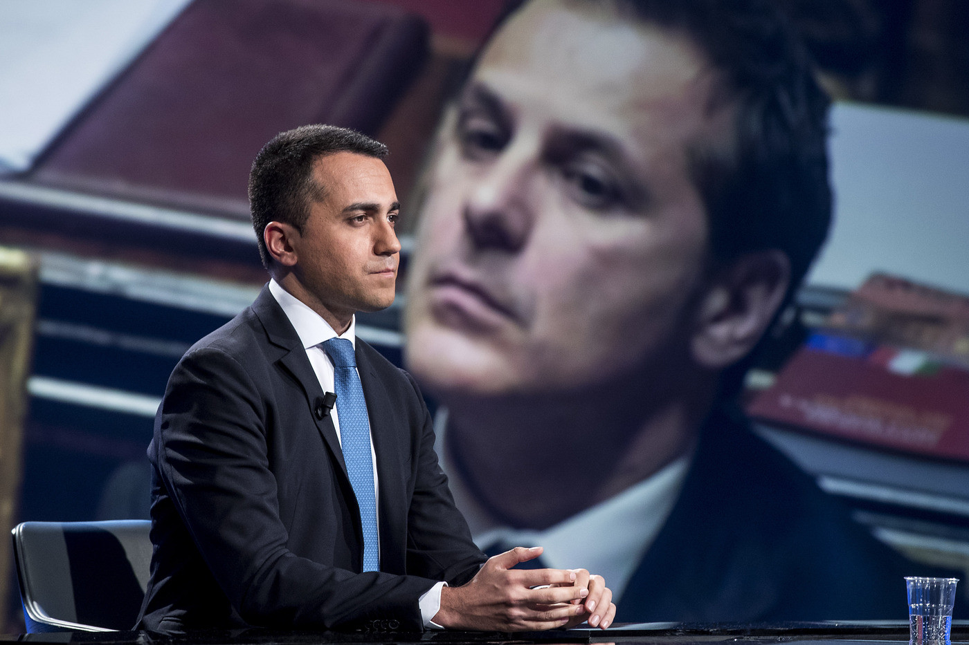 M5S attacca: “Lega minaccia il governo sull’autonomia? Vero motivo è la poltrona di Siri, ma sono gli italiani a chiedere che lasci”