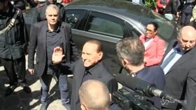 Governo, Berlusconi: “Situazione grave sanno solo litigare”