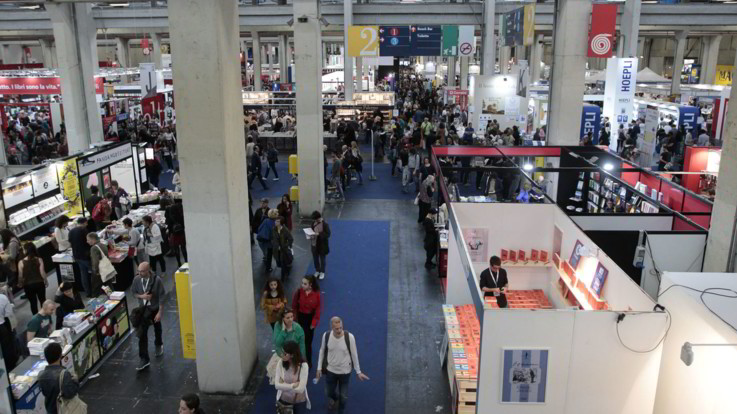 Salone del libro tra le polemiche, Comune di Torino e Regione presentano esposto contro Altaforte
