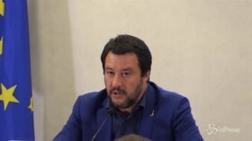 Revoca Siri, Salvini: “I processi si fanno in tribunale, resto perché l’Italia ha bisogno di un governo”