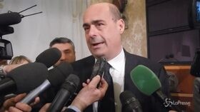 Governo, Zingaretti: “Tria conferma, o sale Iva o tagli alla spesa”