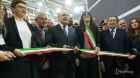 Torino, Bonisoli inaugura il Salone del Libro