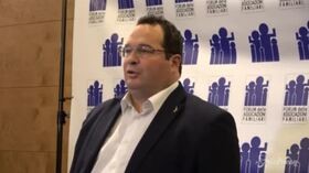 Conflitto di interessi, Durigon: “Tutto ciò che è nel contratto deve essere portato avanti”