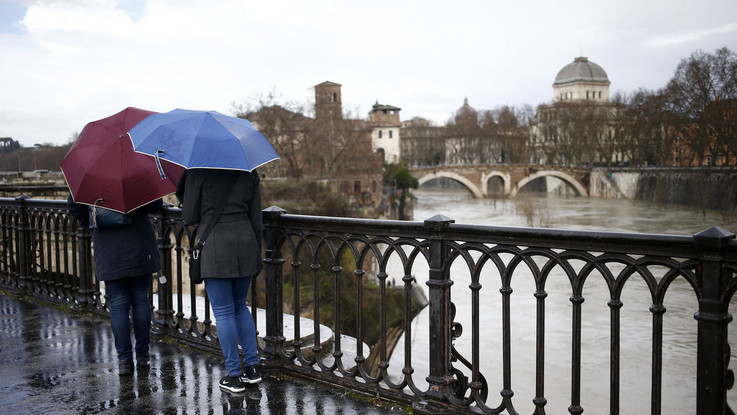 Nuvole e pioggia: il meteo del 13 e 14 maggio