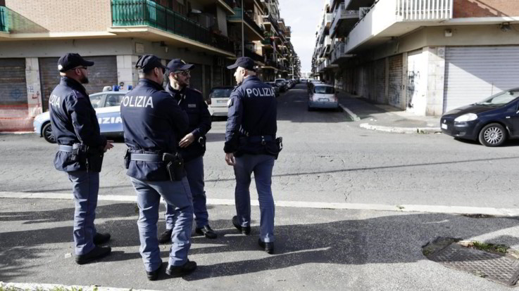 Ostia, spari, violenze e omertà: sei arresti. Ecco i nuovi clan