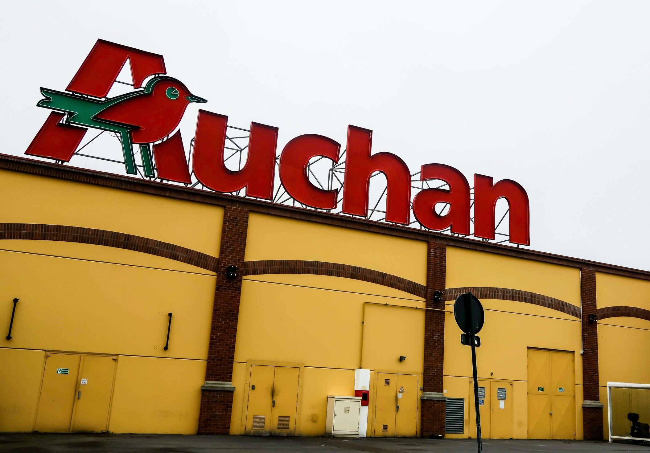 Conad compra i supermercati Auchan e Simply