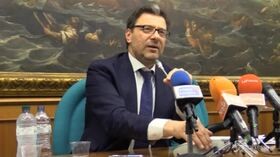 Spread, Giorgetti: “Spero non condizioni le vicende politiche italiane”
