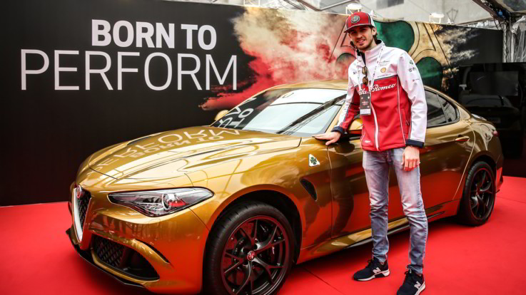 Alfa Romeo Giulia, livrea Ocra alla Mille Miglia