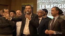 Salvini e la camera da letto al Viminale: “Chissà cosa facevano lì i miei predecessori”
