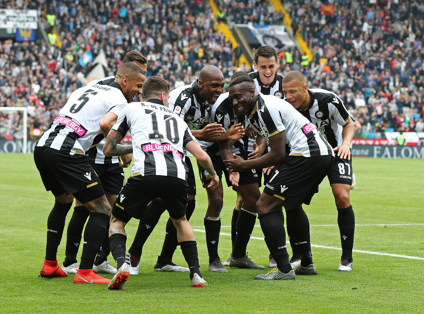Serie A, doppio Okaka: l’Udinese supera la Spal e vede la salvezza