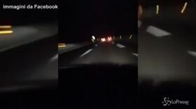 Modena, si filmano a 220 km all’ora. Il video prima dello schianto