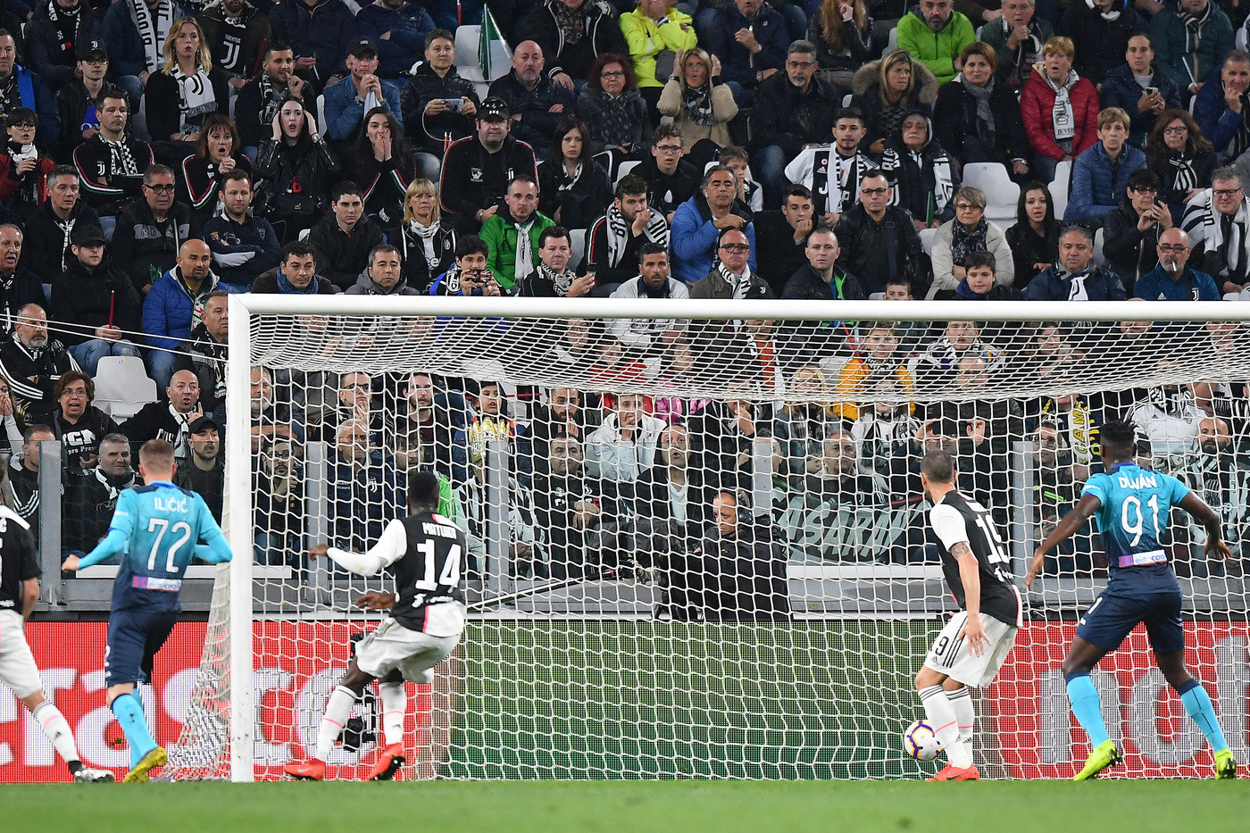Juve, dopo la festa si sveglia e raggiunge l’Atalanta: 1-1
