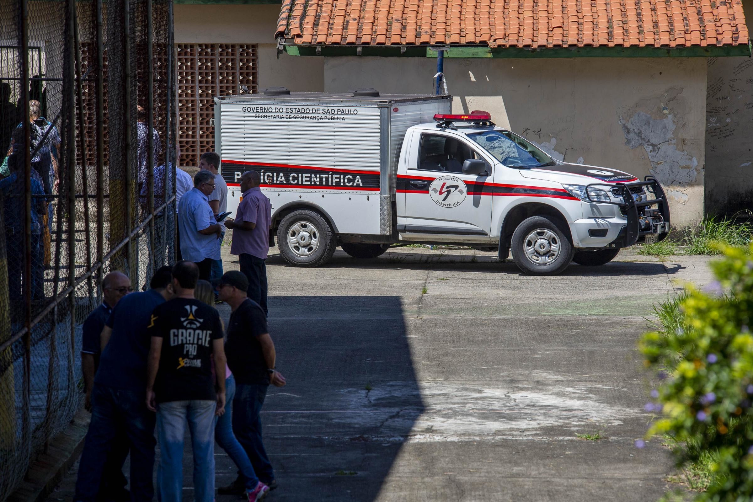 Brasile, spari in un bar: 11 morti