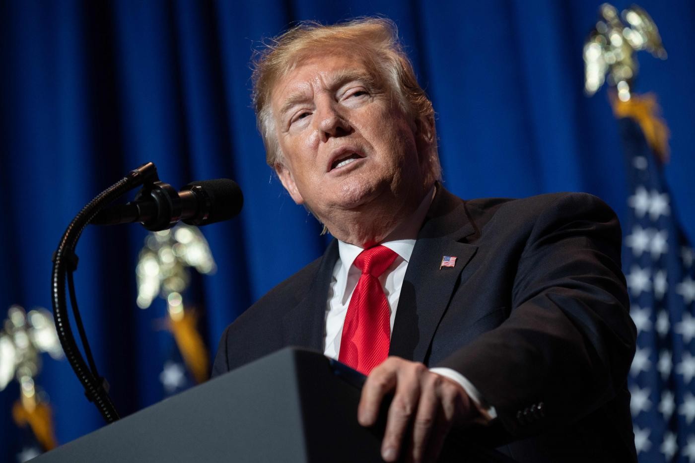 Trump e le transazioni finanziarie sospette: “Notizie false, non ho bisogno delle banche”