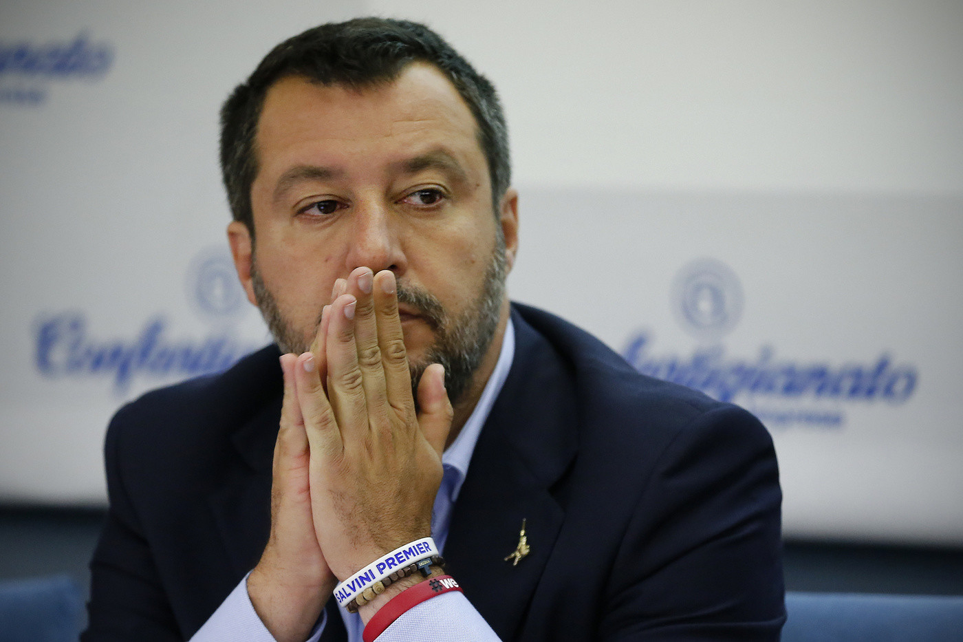 Intercettata busta con proiettile per Salvini. Il ministro: “Non mi fanno paura”