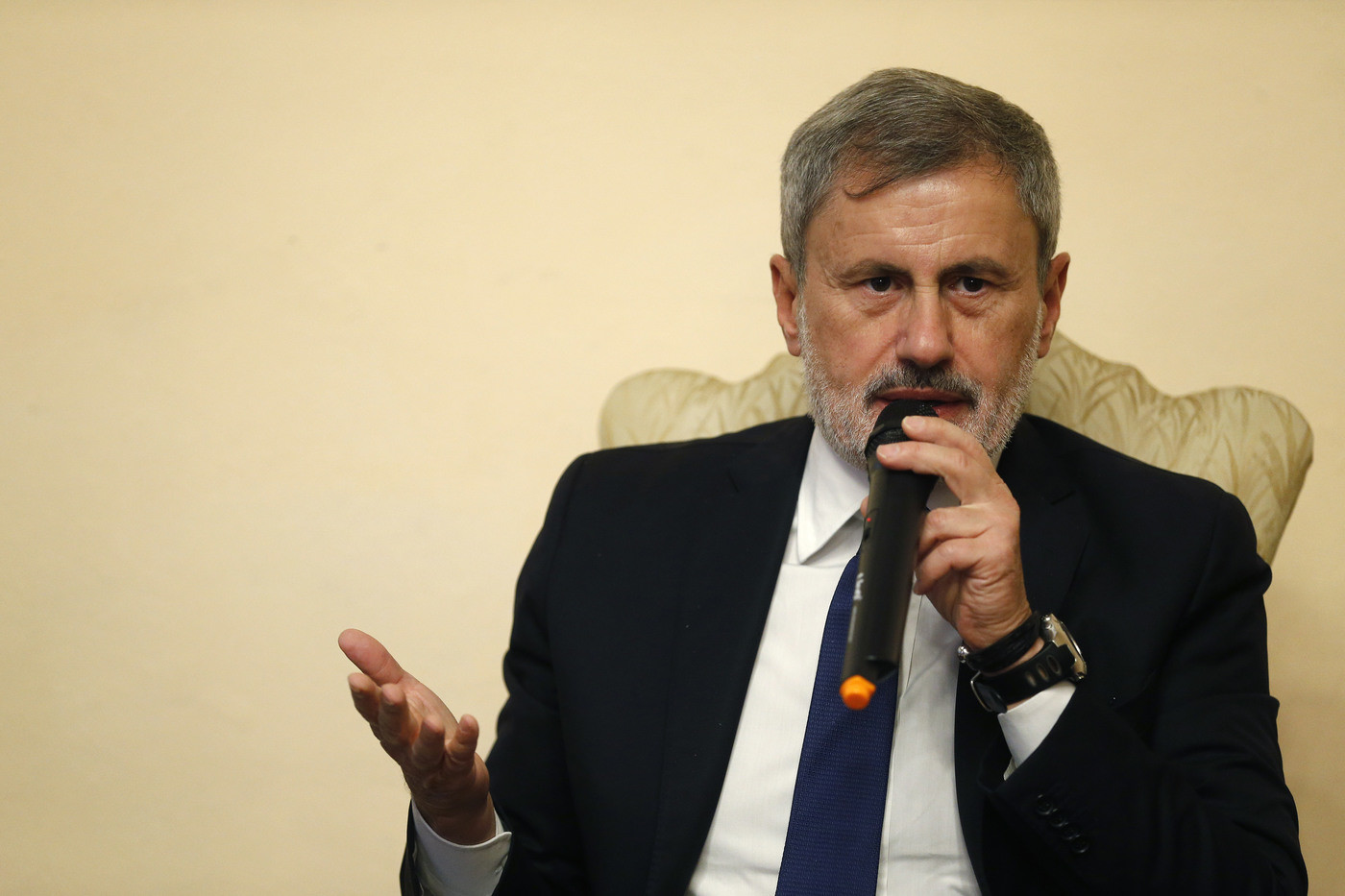 Mondo di mezzo, i giudici: “Tra Alemanno e Buzzi corruzione, soldi e convenienze”