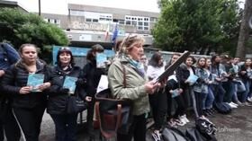 Roma, flash mob in solidarietà della prof sospesa a Palermo