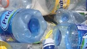 Dal 2021 addio a piatti, posate, bicchieri e cannucce di plastica
