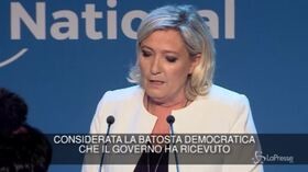 Europee, Le Pen: “Macron tragga le conseguenze”